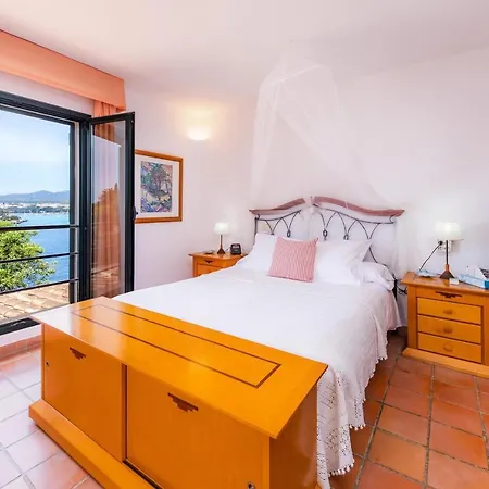 בית נופש Casa Vacacional Es Niu פורטוקולום